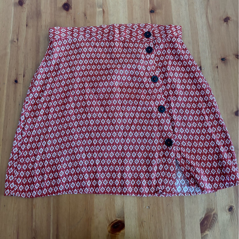 H&M Red Geometric A-Line Skirt